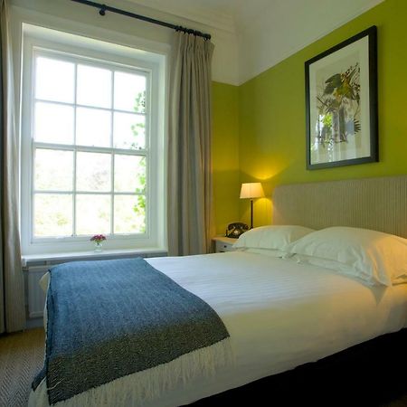 The Manor At Sway - Hotel, Restaurant And Gardens Eksteriør bilde