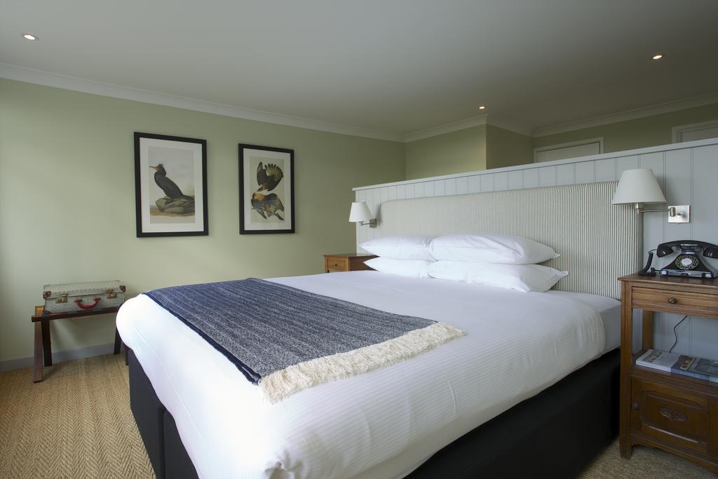 The Manor At Sway - Hotel, Restaurant And Gardens Rom bilde
