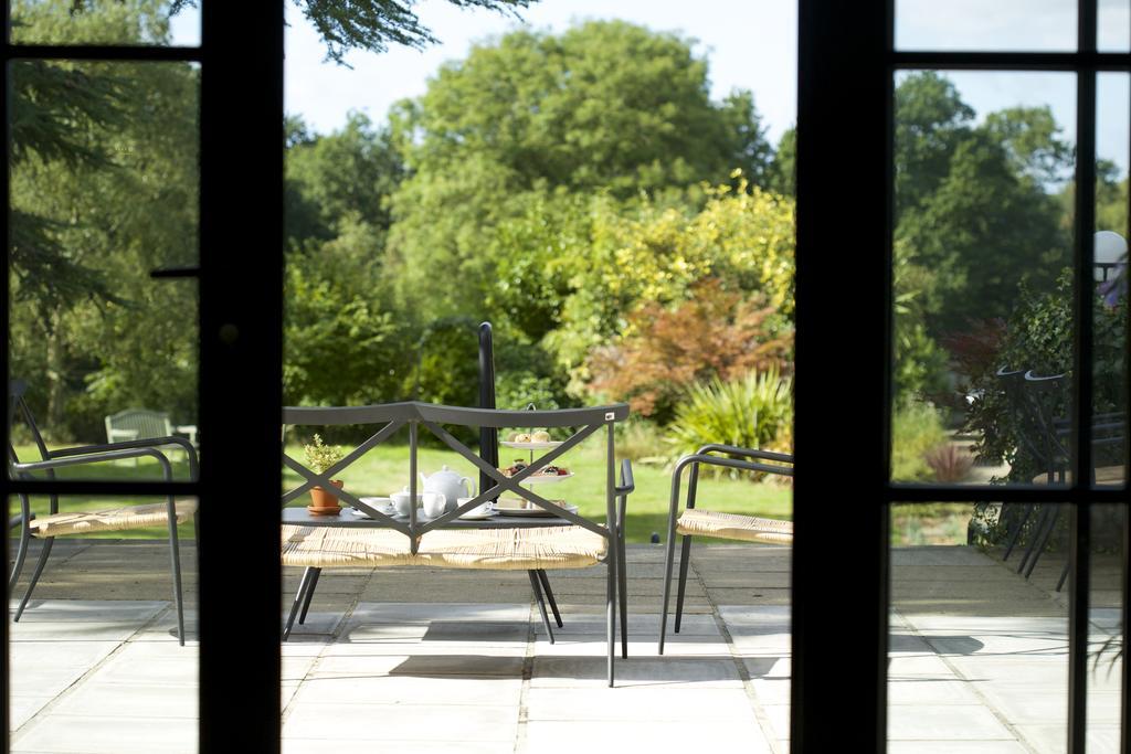The Manor At Sway - Hotel, Restaurant And Gardens Eksteriør bilde